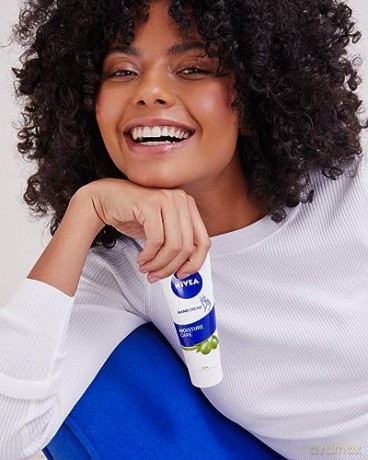 NIVEA HAND Krem do rąk z oliwą z oliwek 84605