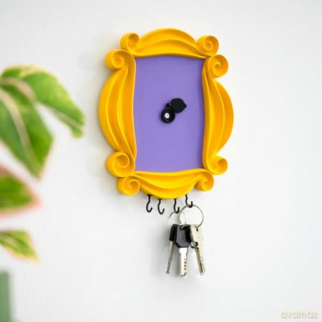 Friends Frame Key Holder 15 cm