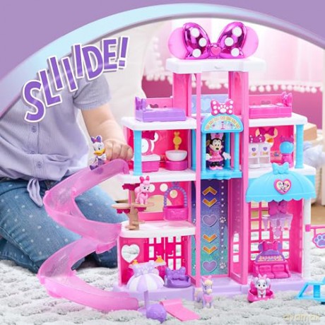Minnie Mouse - Pet Hotel