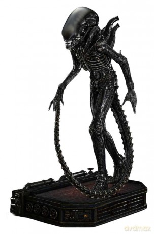 Alien (Film) Museum Masterline XL Statue 1/3 Big Chap Xenomorph Close Up Shot Ver. 100 cm [FIGURKA]