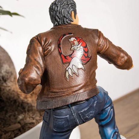 Numskull Shenmue Ryo Hazuki PVC Statue 25cm NS3257