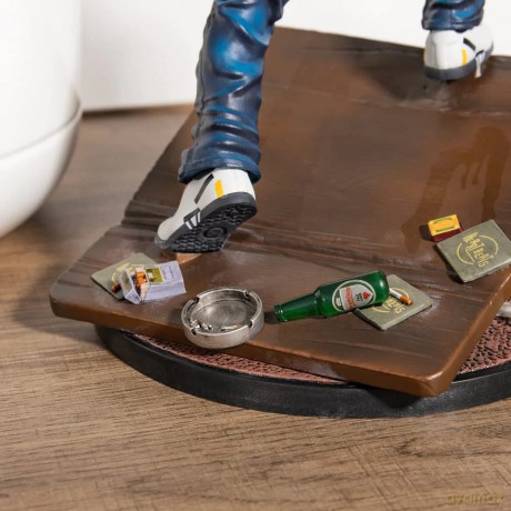 Numskull Shenmue Ryo Hazuki PVC Statue 25cm NS3257