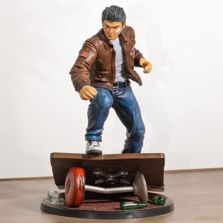 Numskull Shenmue Ryo Hazuki PVC Statue 25cm NS3257