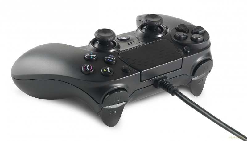 Spartan Gear Hoplite Wired Controller compatible with PC and playstation 4 colour Black