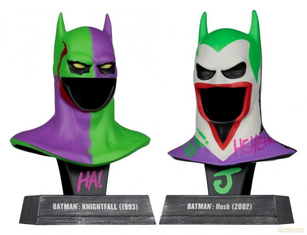 Batman DC Direct Mini Replica 1/3 2-pack Batman Cowls Hush & Knightfall (Jokerized) (Gold Label) 18 cm [FIGURKA]