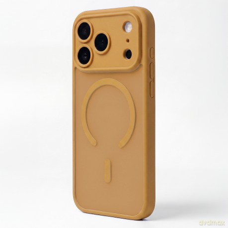 Nakładka Mag Matt do iPhone 12 6,1" brązowa camera protection