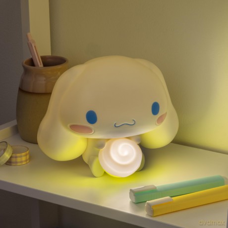 Cinnamoroll lampka GloBuddies (wysokość: 14 cm) / Cinnamoroll GloBuddies Light (high: 14 cm)