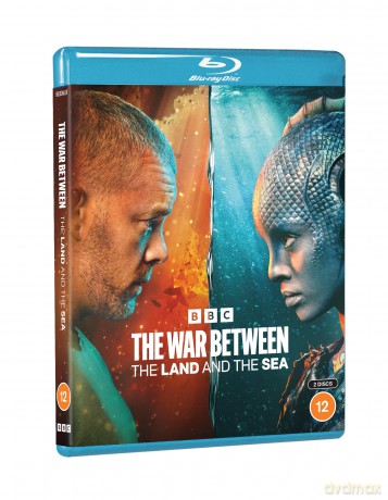 The War Between The Land And The Sea [2xBlu-Ray]