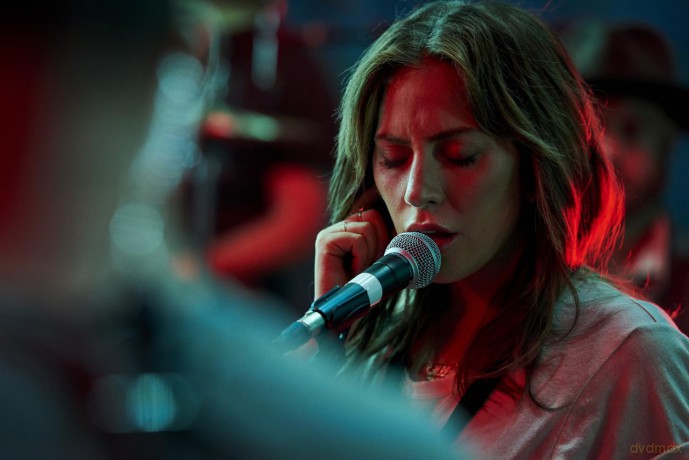 A Star Is Born - Steelbook [Blu-Ray 4K]+[Blu-Ray]