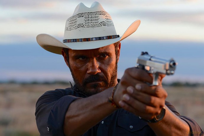 Mystery Road - Verschwunden im Outback - Staffel 1 - Die ersten 6 Folgen der preisgekrönten australischen Krimiserie (2DVD) [DVD]