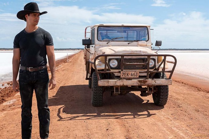 Mystery Road Origin Staffel 1 - Preisgekröntes 6-teiliges Prequel zur Erfolgsserie "Mystery Road - Verschwunden im Outback" [DVD]