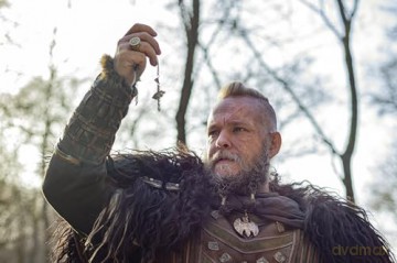The Last Kingdom - Die komplette Serie + The Last Kingdom: Seven Kings Must Die (Blu-ray + UHD) - Komplettbox im Hardcover-Schuber [Blu-Ray 4K]+[Blu-Ray]