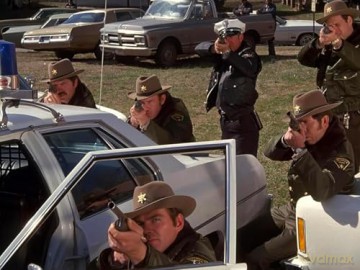 Walking Tall - Die komplette Trilogie 1973-1977 - Kult-Action-Crime der 70er mit Joe Don Baker, Bo Svenson inkl. Bonusmaterial und US-Langfassung [DVD]
