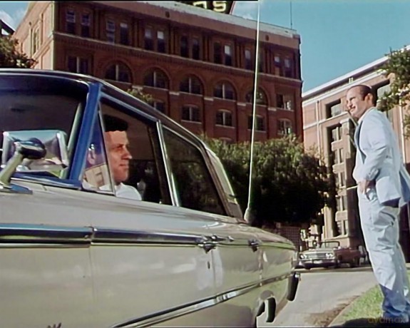 Wer erschoss John F. Kennedy? (The Trial of Lee Harvey Oswald) / Der komplette Zweiteiler über das Kennedy-Attentat mit "Bonanza"-Star Lorne Greene (Pidax Historien-Klassiker) [DVD]
