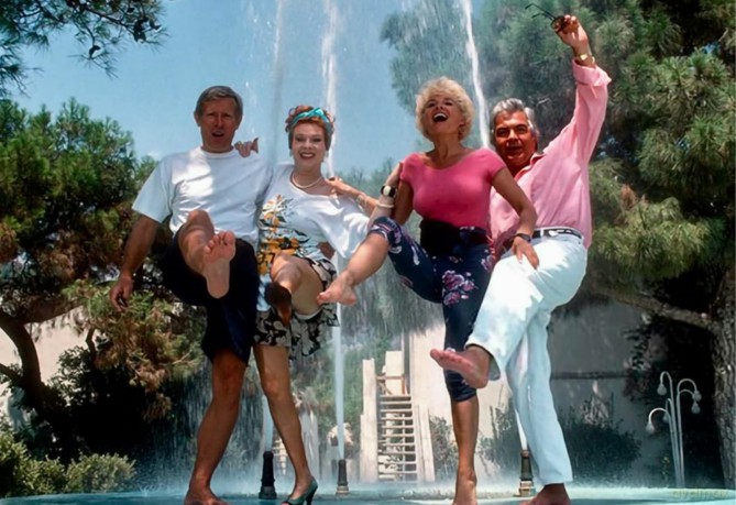 Zwei Schlitzohren in Antalya - Die komplette Serie mit Horst Janson - Alle 20 Episoden - Kultige Vorabendserie der 90er voller Humor und Fernweh [DVD]