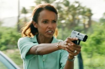 Deadly Tropics (Staffel 1 bis 4) 32 Folgen der populären Krimiserie (OT:Tropiques criminels) zzgl. Mary Higgins Clark Krimi Thriller (9s) [DVD]