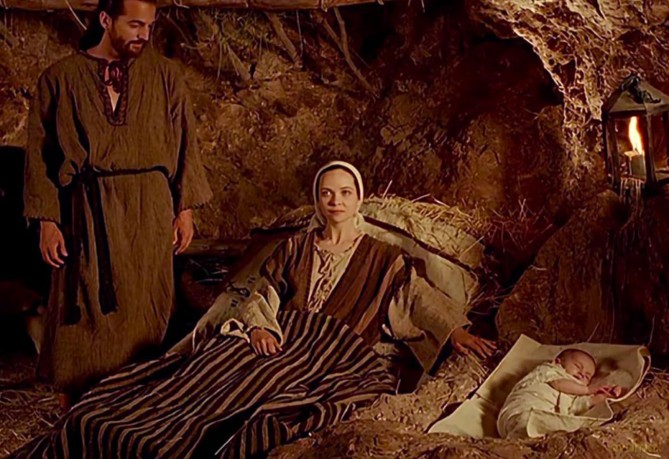 Maria von Nazareth - Bibelverfilmung 1995 - Remastered Edition - Bewegender Historienfilm über Jesus aus Marias Sicht - Spirituelles Drama [DVD]