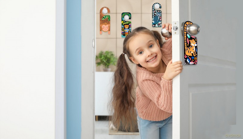 Avenir - Scratch Door Hangers - Animal (58CH231909)