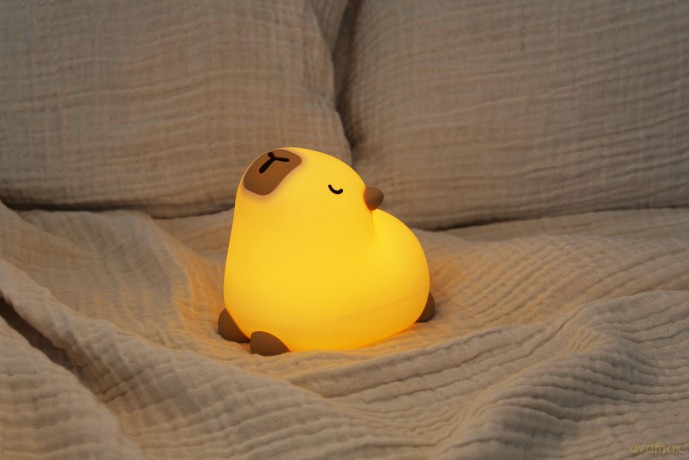 Winkee - Night Light Capybara Pebble Table Lamp - compact