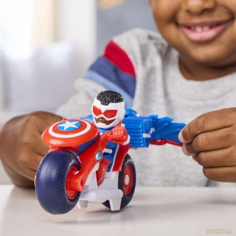 Hasbro Marvel: Iron Man And His Awesome Friends - Captain America:Sam Wilson Super Bike Vehicle (G2691)