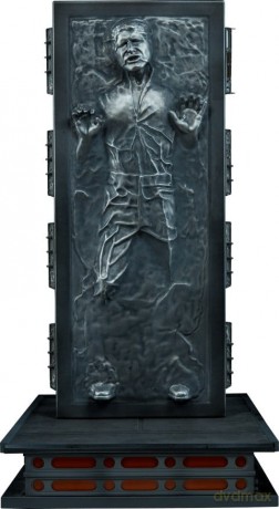 Star Wars 1/6 Action Figure Han Solo in Carbonite 38 cm
