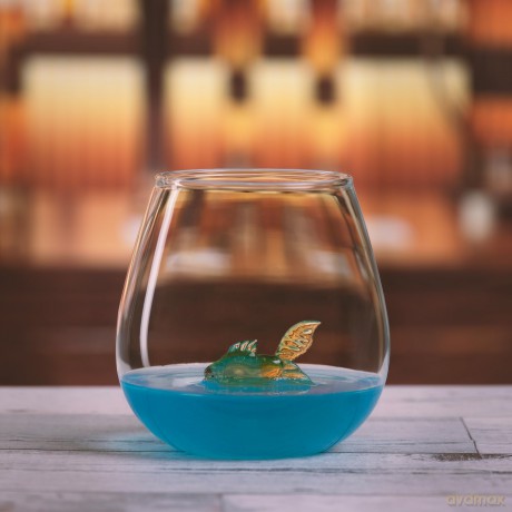 Mikamax - Goldfish In A Glass