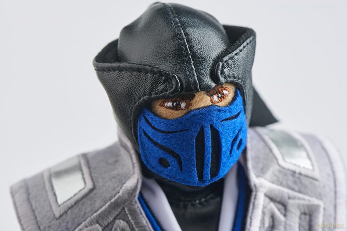 Collectible plush MORTAL KOMBAT Sub-Zero 44 cm