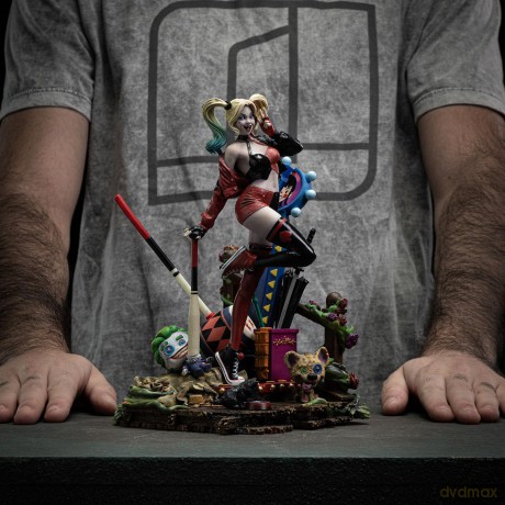 Iron Studios DC Comics - Harley Quinn Deluxe - Gotham City Sirens Statue Art Scale 1/10