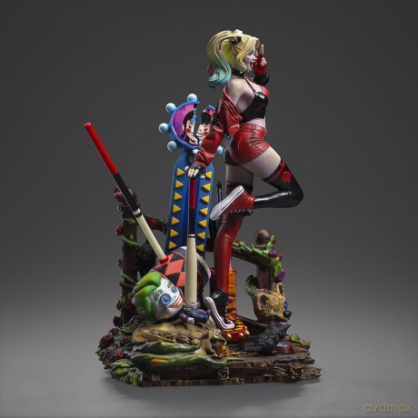Iron Studios DC Comics - Harley Quinn Deluxe - Gotham City Sirens Statue Art Scale 1/10