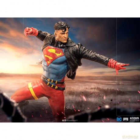 Iron Studios DC COMICS - Superboy Statue 1/10