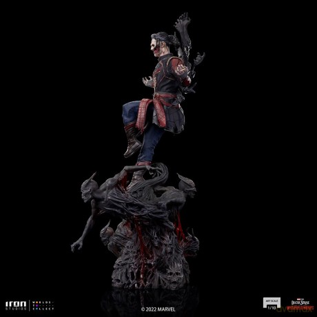 Iron Studios Doctor Strange in the Multiverse of Madness - Dead Defender Strange Statue Art Scale 1/10