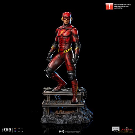 Iron Studios The Flash Movie - Flash Alternate Version Statue Art Scale 1/10