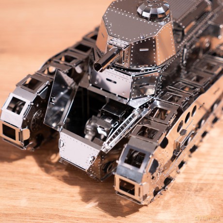 Metal Time | Nimble Fighter Mechanical model DIY kit of tank, 179 parts | World of Tanks