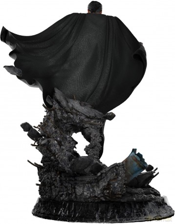 Weta Workshop Justice League - Superman Black Suit Statue 1/4 scale