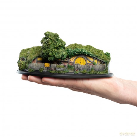 Weta Workshop The Hobbit Trilogy - Hobbit Hole-25 Gandalf's Cutting Environment