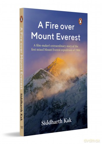 A Fire on Mount Everest - Kak Siddharth [KSIĄŻKA]
