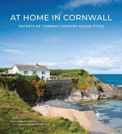 At Home In Cornwall: Secrets of Cornish Country House Style - Katy Campbell [KSIĄŻKA]