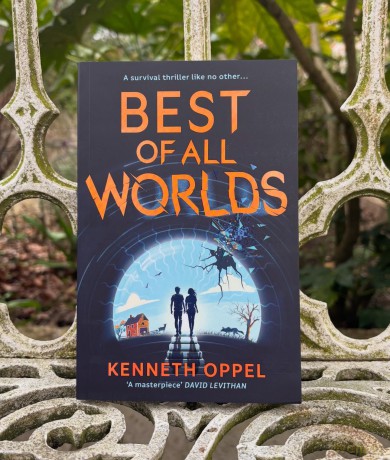 Best of All Worlds (The Times Children's Book of the Year 2025) - Kenneth Oppel [KSIĄŻKA]