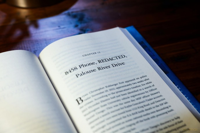Broken Plea: The Explosive Search for Truth Behind the Idaho Murders - Christophe Whitcomb [KSIĄŻKA]