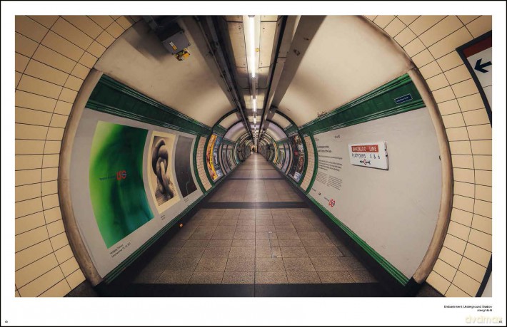 Captured: London: one city | forty-five photographers | two hundred photos - Roy Geneugelijk [KSIĄŻKA]