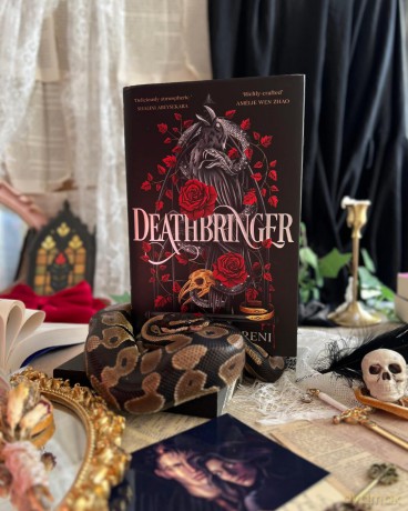 Deathbringer: Your next dark academia romantasy obsession and #2 Sunday Times bestseller! - Sonia Tagliareni [KSIĄŻKA]