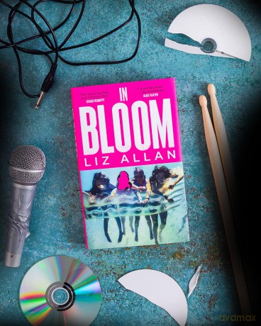 In Bloom: A raw and gripping debut novel for fans of The Virgin Suicides - Liz Allan [KSIĄŻKA]