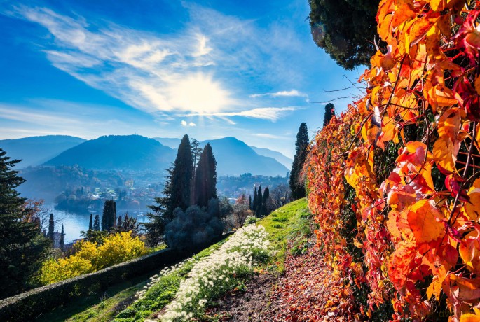 Italian Lakes: Dolce Vita - Editions Florentin [KSIĄŻKA]