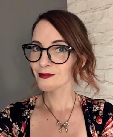 Just My Blood Type: A Feel-Good Paranormal Rom-Com About an Undead Phlebotomist - Katherine Dyson [KSIĄŻKA]