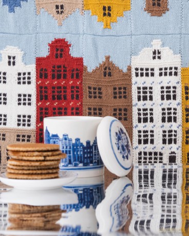 Knit The City Building Blocks: Mix and match knitting charts for iconic city buildings - Jake Henzler [KSIĄŻKA]