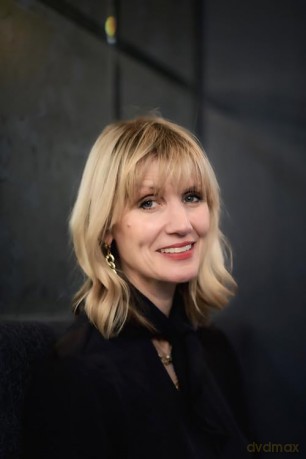 Lest We Forget: 100 Stories of Love, Loss and Heroism - Tessa Dunlop [KSIĄŻKA]