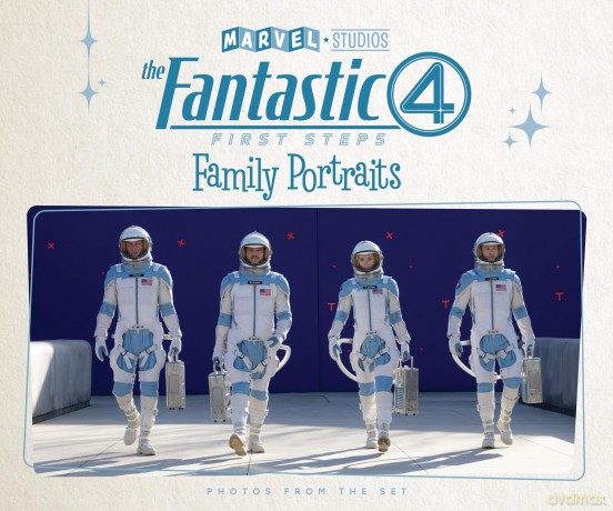 Marvel Studios' The Fantastic Four: First Steps - Family Portraits: Photos From The Set - Jess Harrold [KSIĄŻKA]