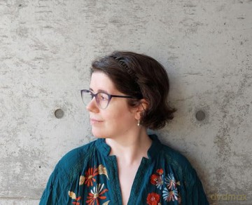 Mistress of Bones: the swashbuckling fantasy debut to die for - Maria Z. Medina [KSIĄŻKA]