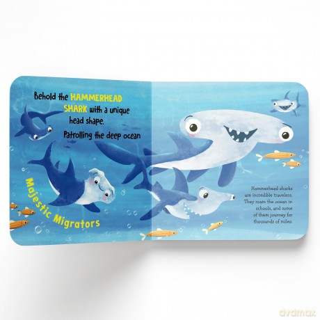 My First Discover Series: Ocean Life: Fun and Interactive Illustrated Board Book of Sea Animals for Kids, Toddlers (Penguin Early Learning Series) (Penguin Early Learning: My First Discover) - Penguin Books [KSIĄŻKA]
