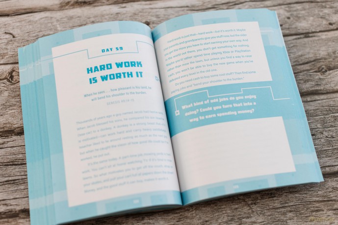 Navigate Life Like a Pro: 100 Days for Boys to Build Confidence and Purpose - Ed Strauss [KSIĄŻKA]